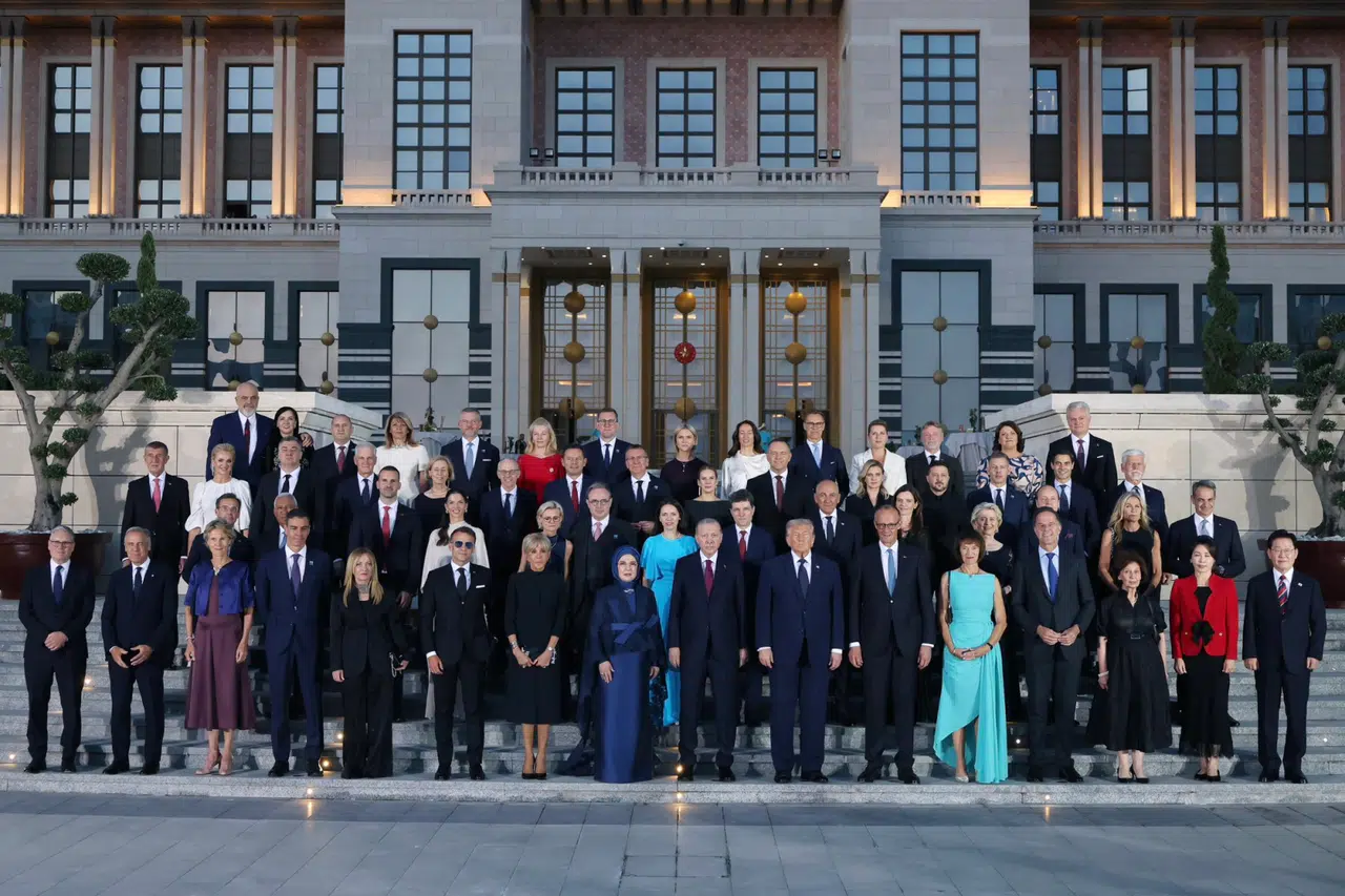 Erdoğan'dan NATO Zirvesi'nde yoğun diplomasi trafiği... Savunma, güvenlik ve bölgesel barış masadaydı