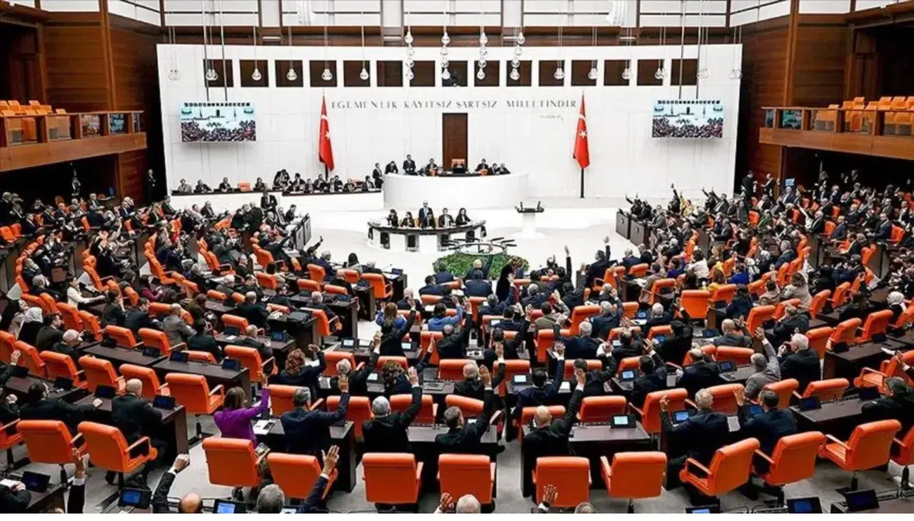 TBMM'den Aday Sürücülere Yeni Ehliyet Düzenlemesi