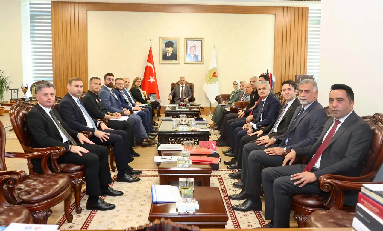 Cumhurbaşkanlığı Heyeti Kahramanmaraş’ta: Deprem Sonrası İyileşme Süreci Masaya Yatırıldı