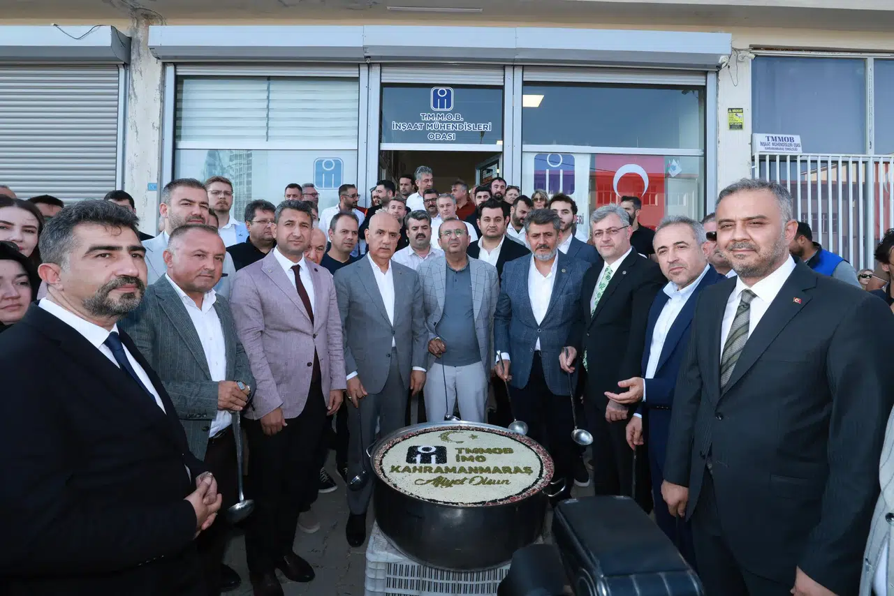 Başkan Hanifi Toptaş, İnşaat Mühendisleri Odasının Aşure Programına Katıldı