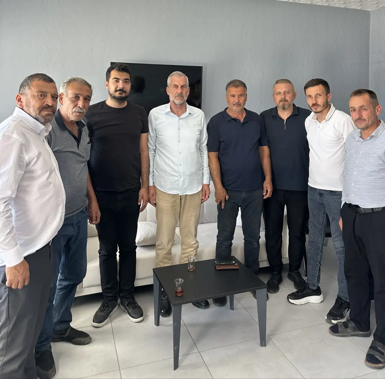Anahtar Parti'den Kahramanmaraş'ta esnaf ziyareti