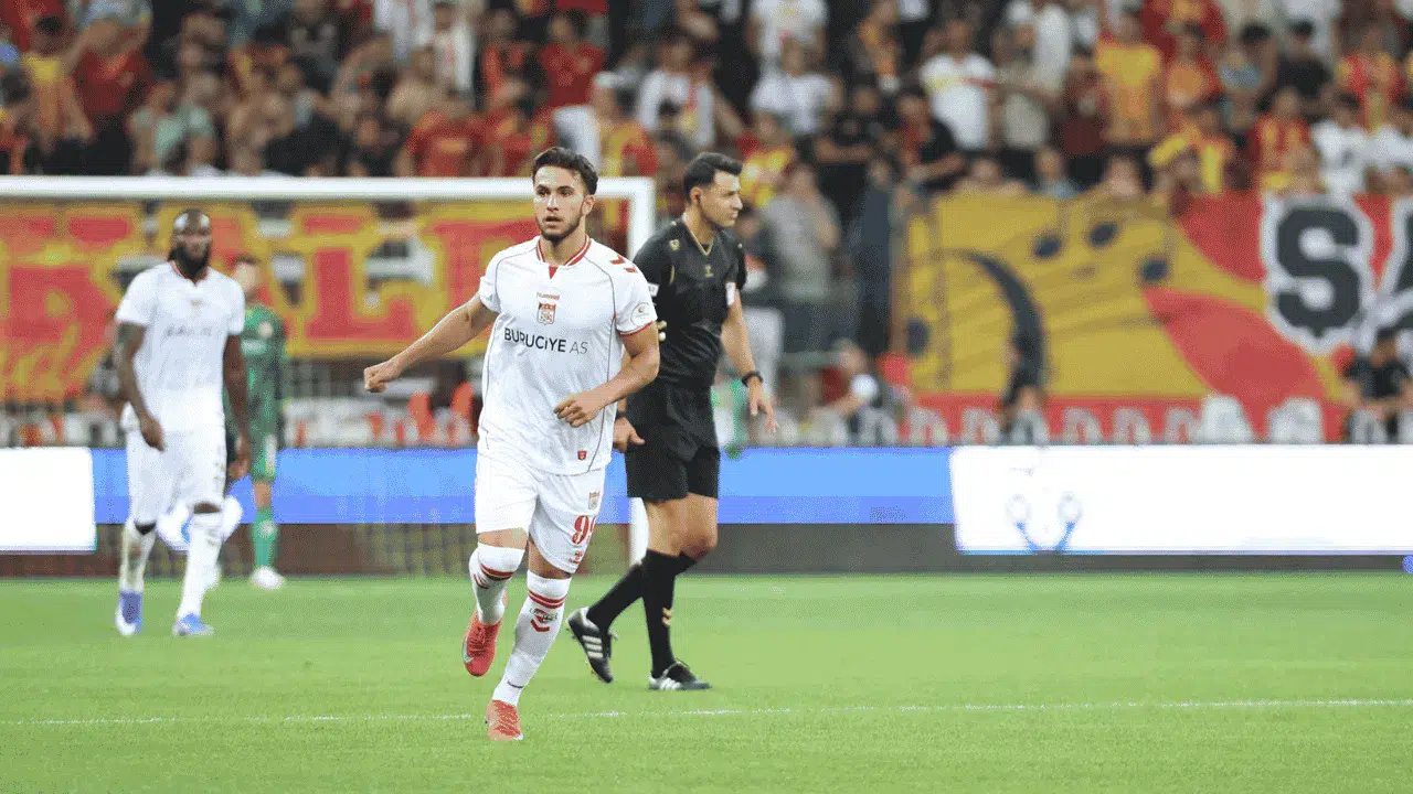Kahramanmaraşlı Yılmaz Cin Sivasspor Formasıyla 1. Lig’de Sahne Aldı