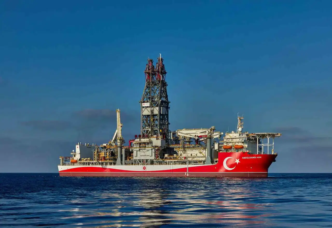 Bakan Bayraktar: Milletimizin Refahı İçin Enerjide Arama Ve Üretim Sürecek
