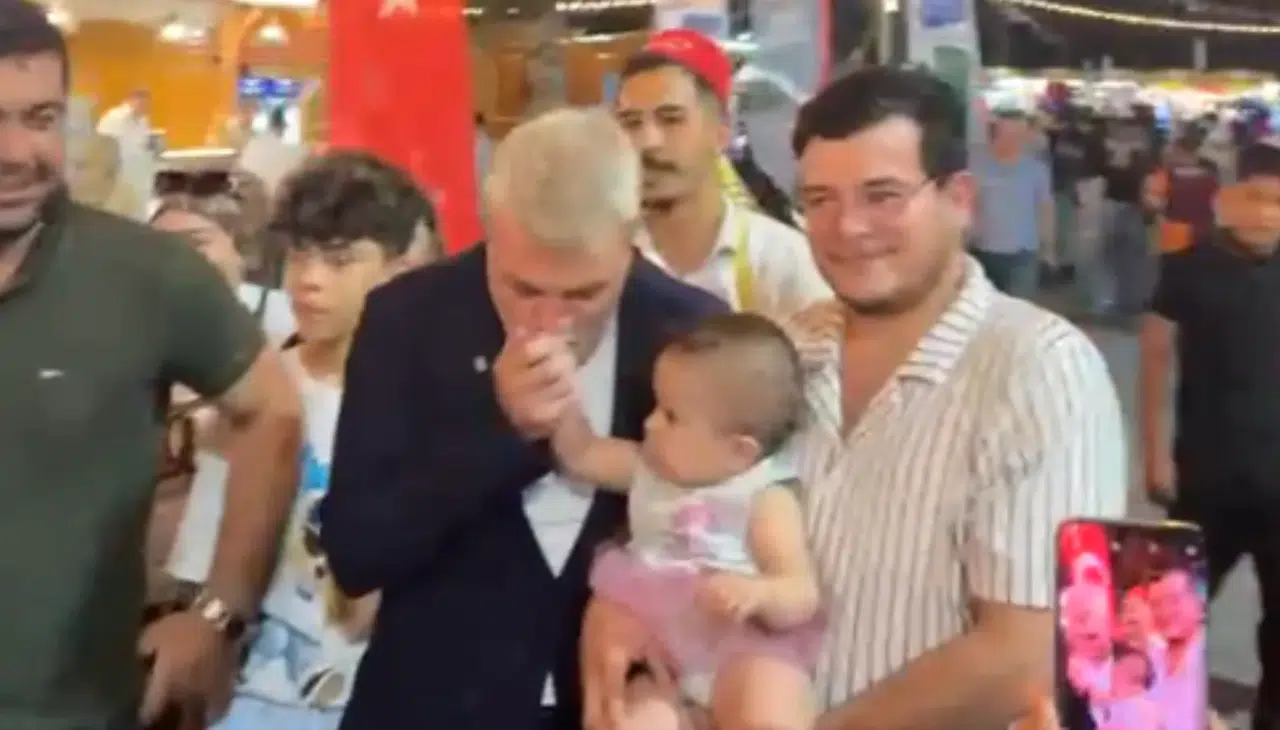 Başkan Görgel Ağustos Fuarı’nda Vatandaşlarla Buluştu