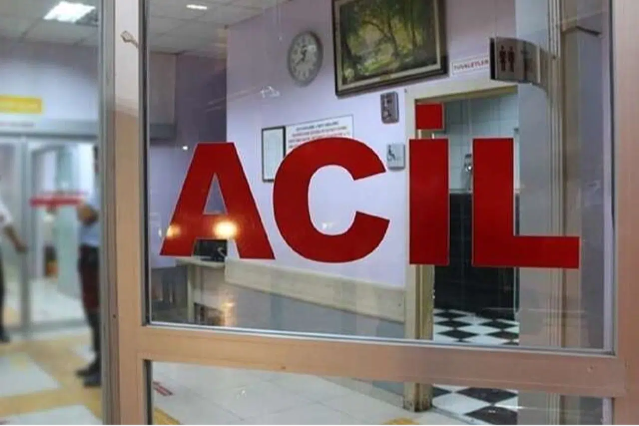 Zeytinburnu açıklarında gemide zehirlenme paniği! 4 kişi hastanede