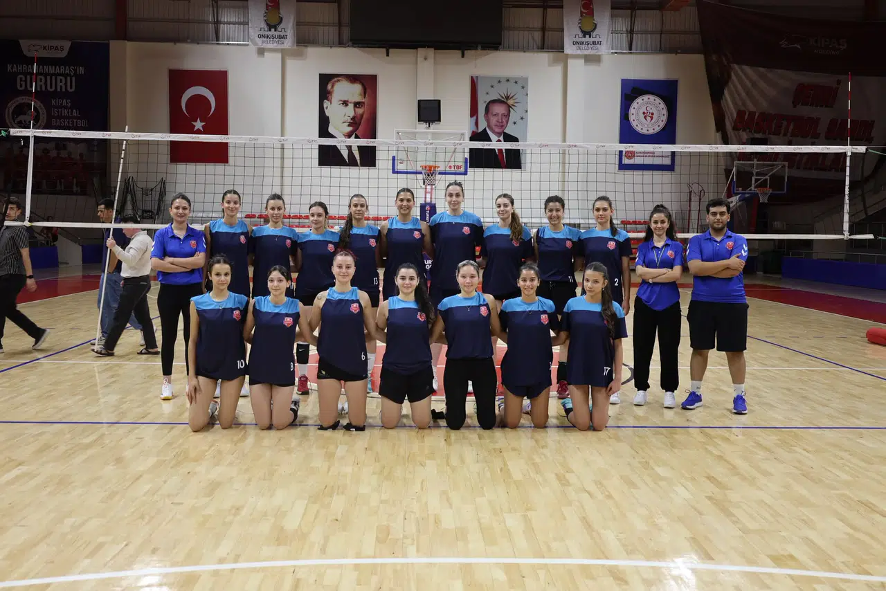 Büyükşehir’de 5 Genç Sultan A Takıma Yükseldi