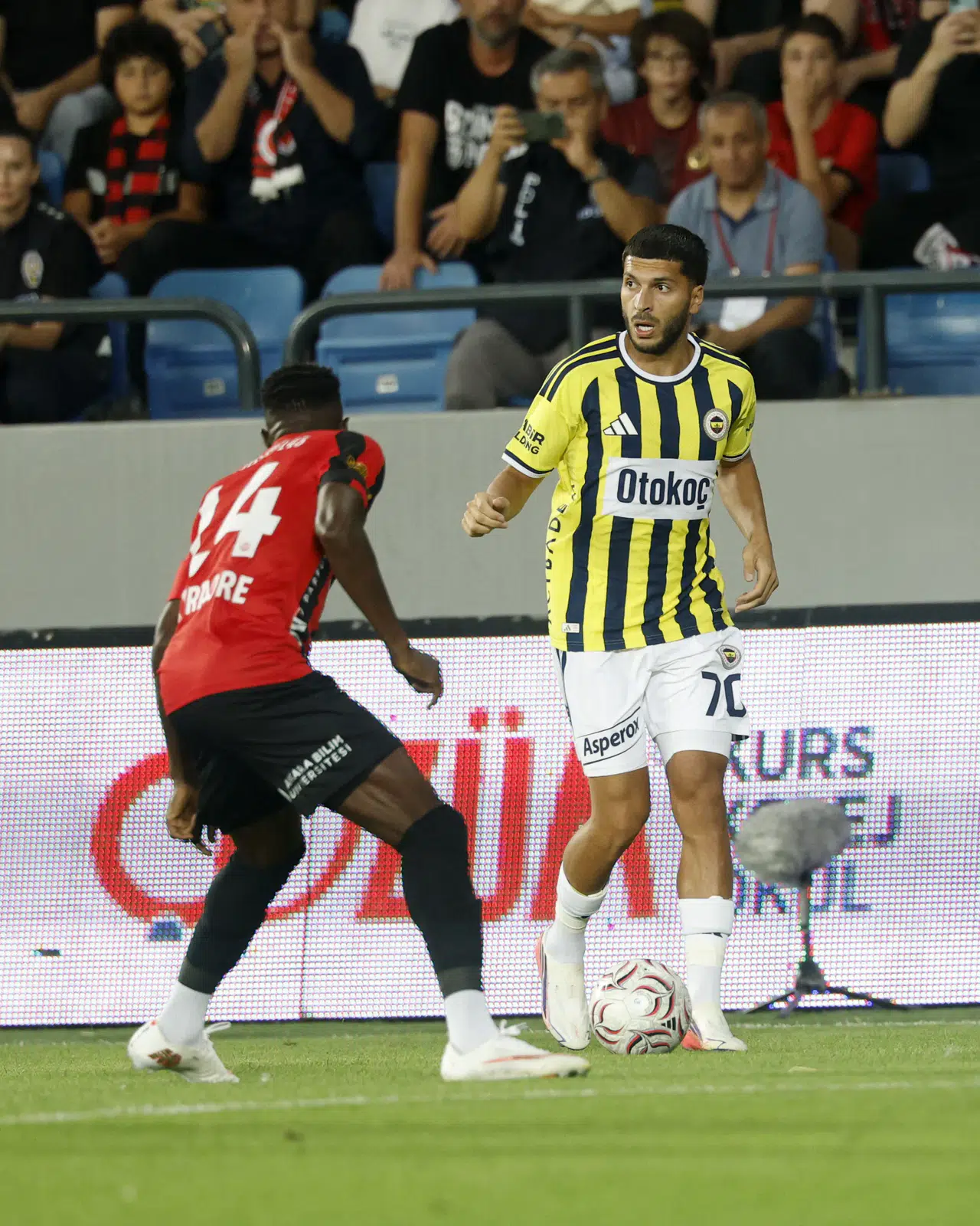 Fenerbahçe Ankara'da 2-1 mağlup oldu