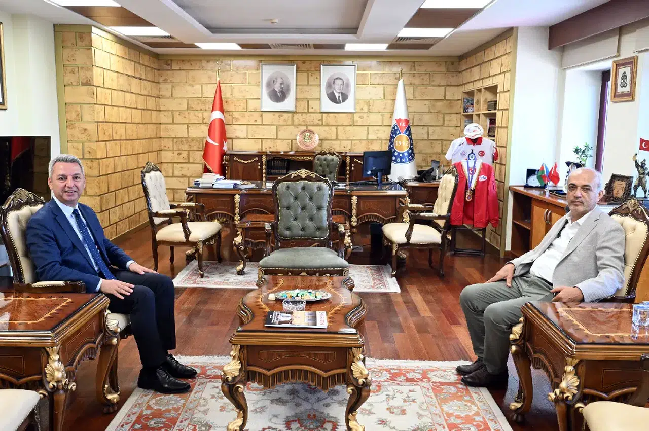 Prof. Dr. Karaboğa, KSÜ Rektörü Okumuş ile Bir Araya Geldi