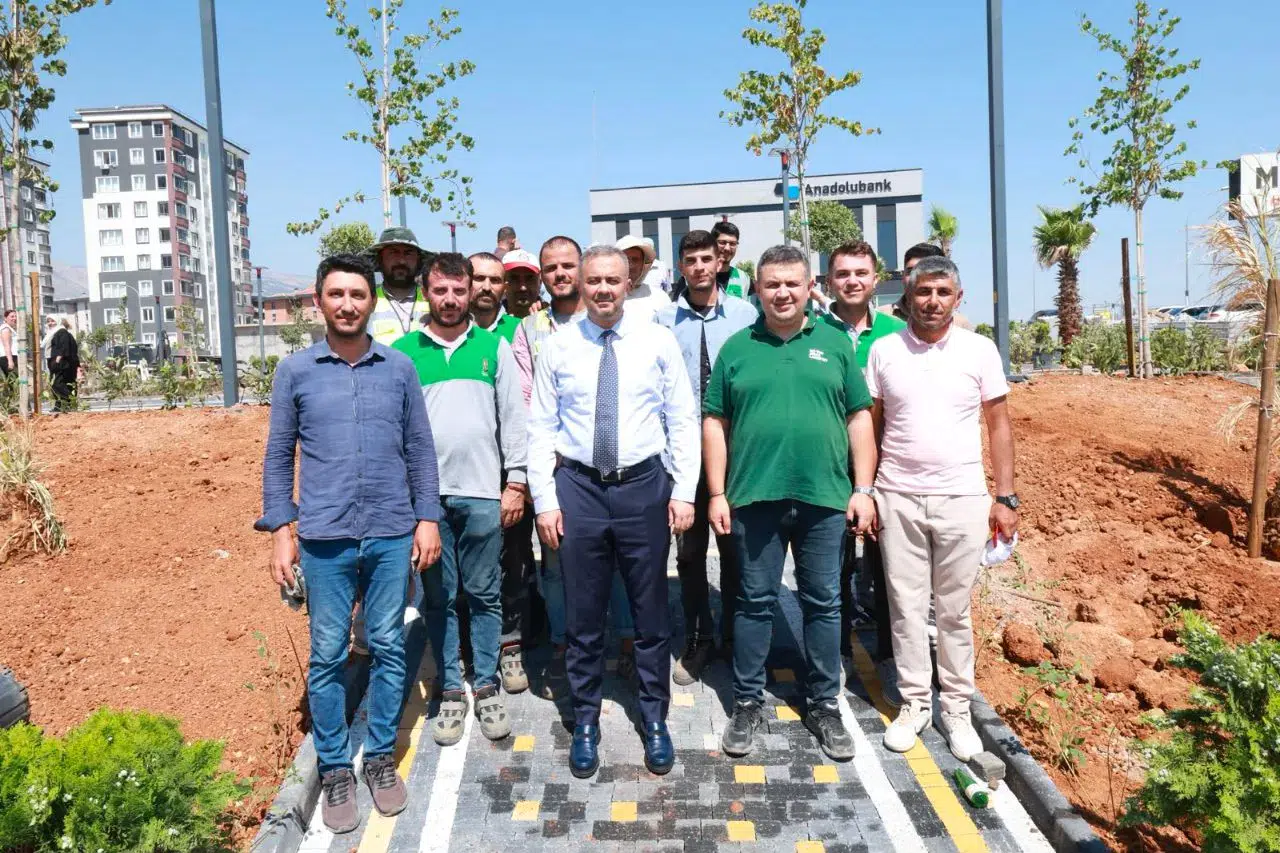 Onikişubat’a yeni parklar, yaz akşamlarını renklendiriyor ve yaşam kalitesini artırıyor