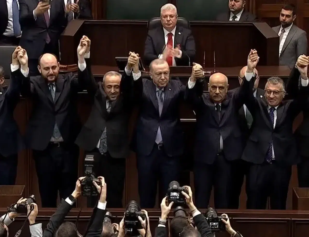 Karatutlu’dan AK Parti’nin 25. Yılına Özel Mesaj