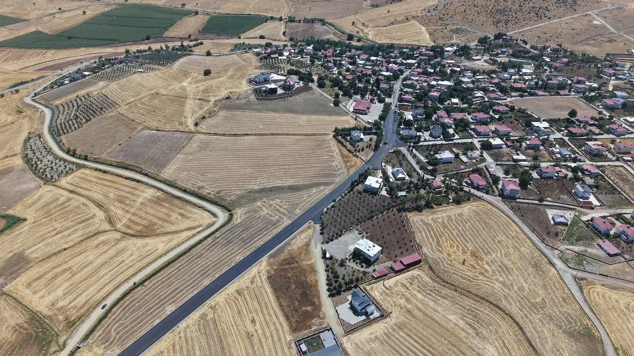 Kahramanmaraş Dulkadiroğlu'nda yol yatırımı ile ulaşım konforu arttı!