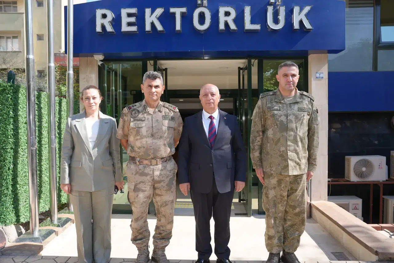 Mahmut Sert ve Ali Gemalmaz’dan Rektör Bakan’a Veda Ziyareti
