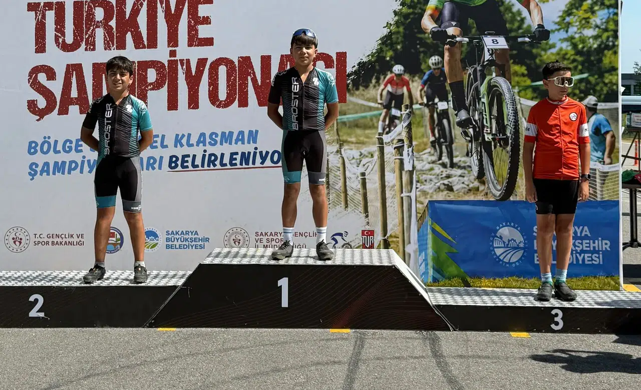 Kahramanmaraşlı Bisikletçiler Sakarya’dan Dereceyle Döndü