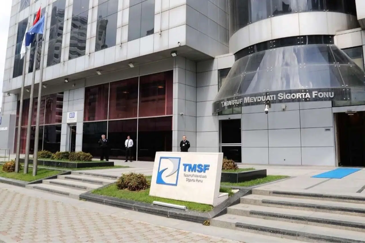 TMSF, Can Dündar'a ait 5 taşınmaz tespit etti