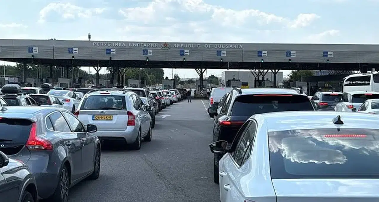 Gurbetçilerin Avrupa’ya Hüzünlü Dönüşü Başladı