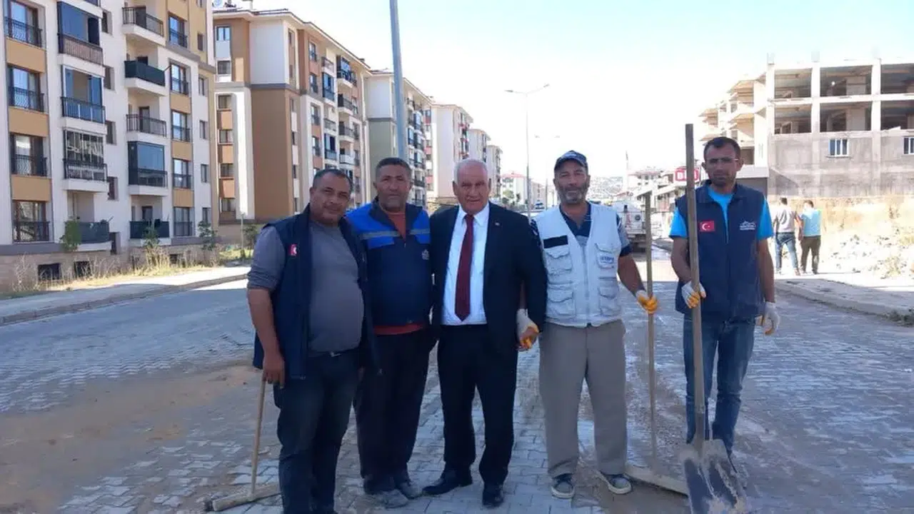 Göksun TOKİ Konutlarında Detaylı Temizlik Çalışması