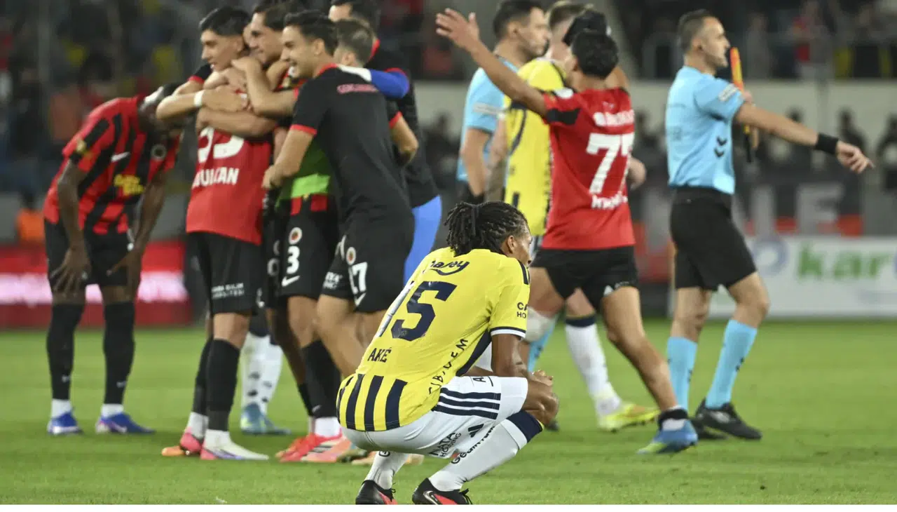 Ahmet Çakar’dan Fenerbahçe maçına penaltı yorumu