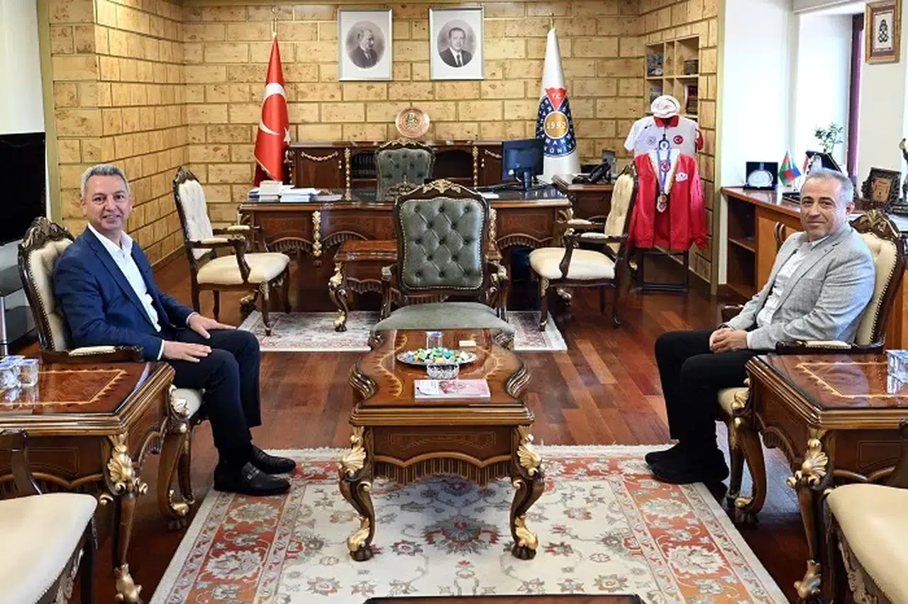 Karatutlu’dan Rektör Okumuş’a KSÜ Ziyareti