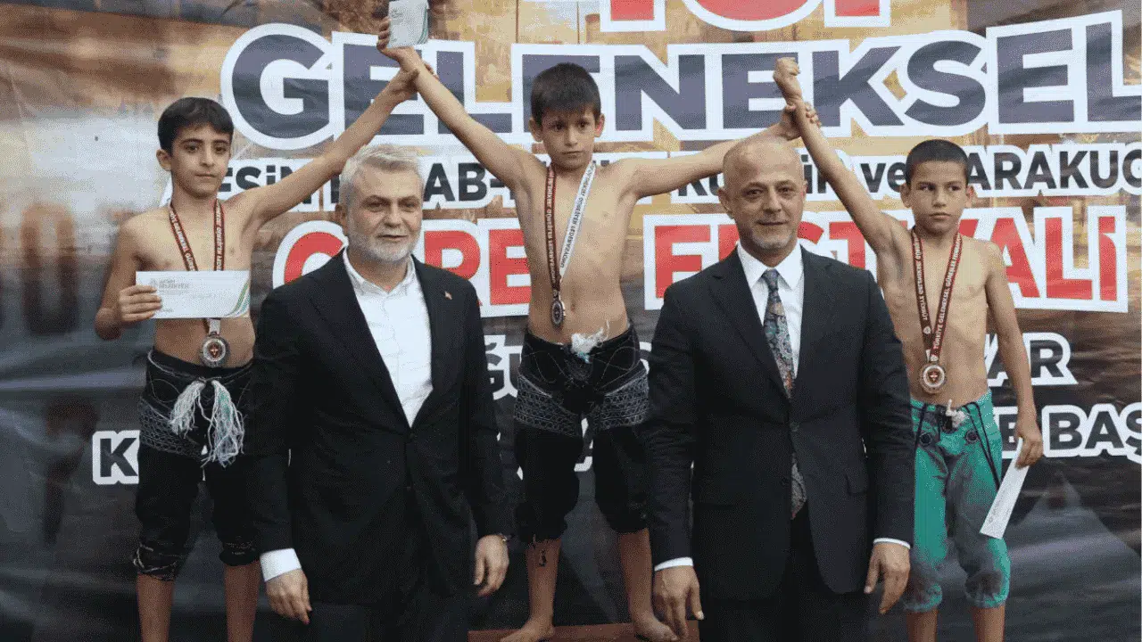 Fırat Görgel'den karakucak güreşleri mesajı