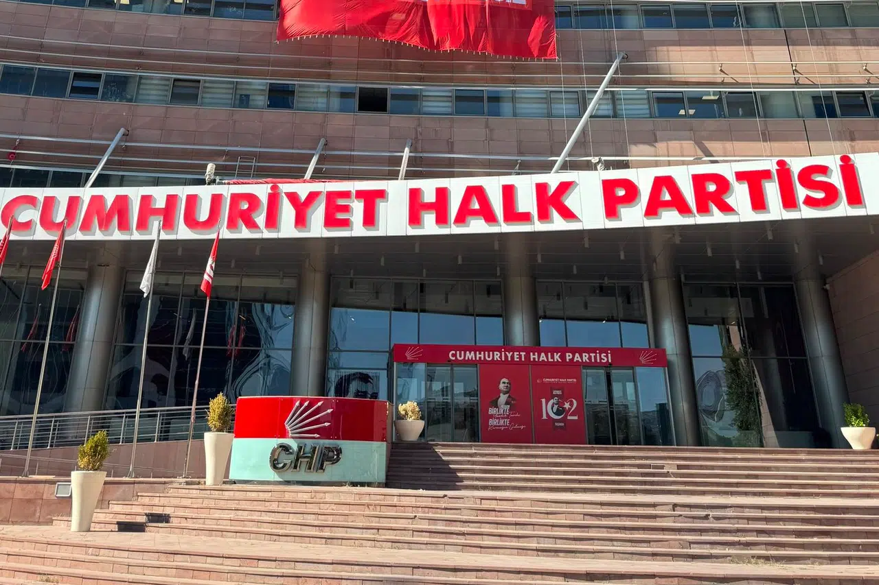 CHP'den belediye başkanı transfer iddialarına sert yanıt