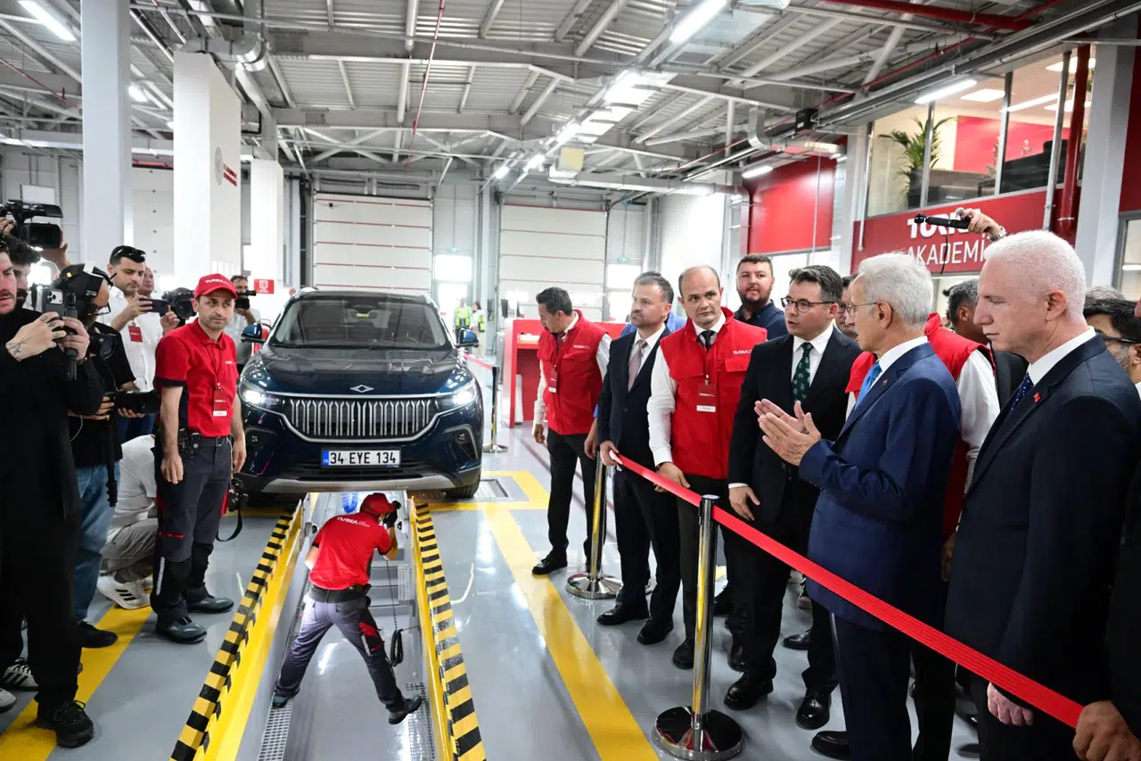 Yeni nesil araç muayene dönemi başlıyor... Yapay zekâ ve robotik sistemler devrede