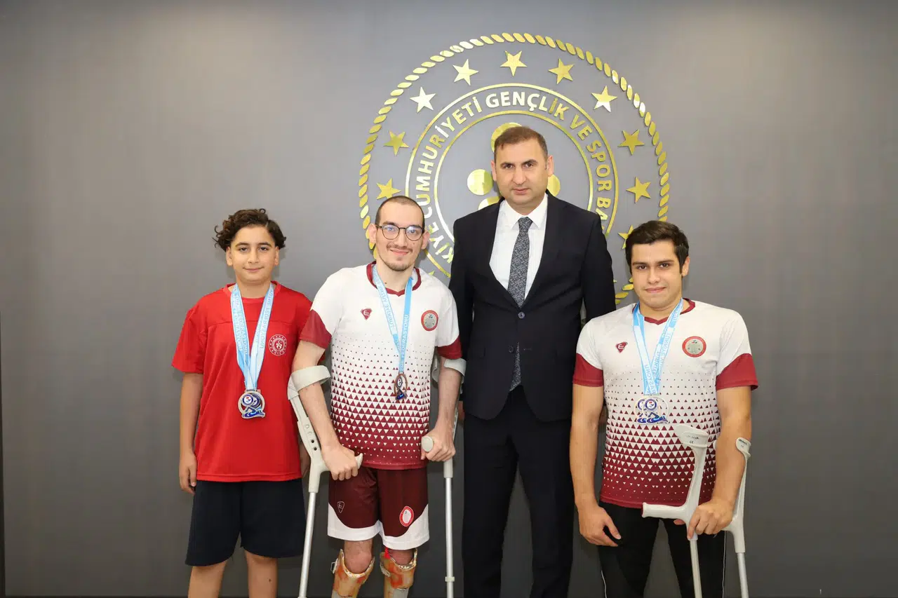 Kahramanmaraşlı Yüzücüler Türkiye’de Dereceye Girdi!