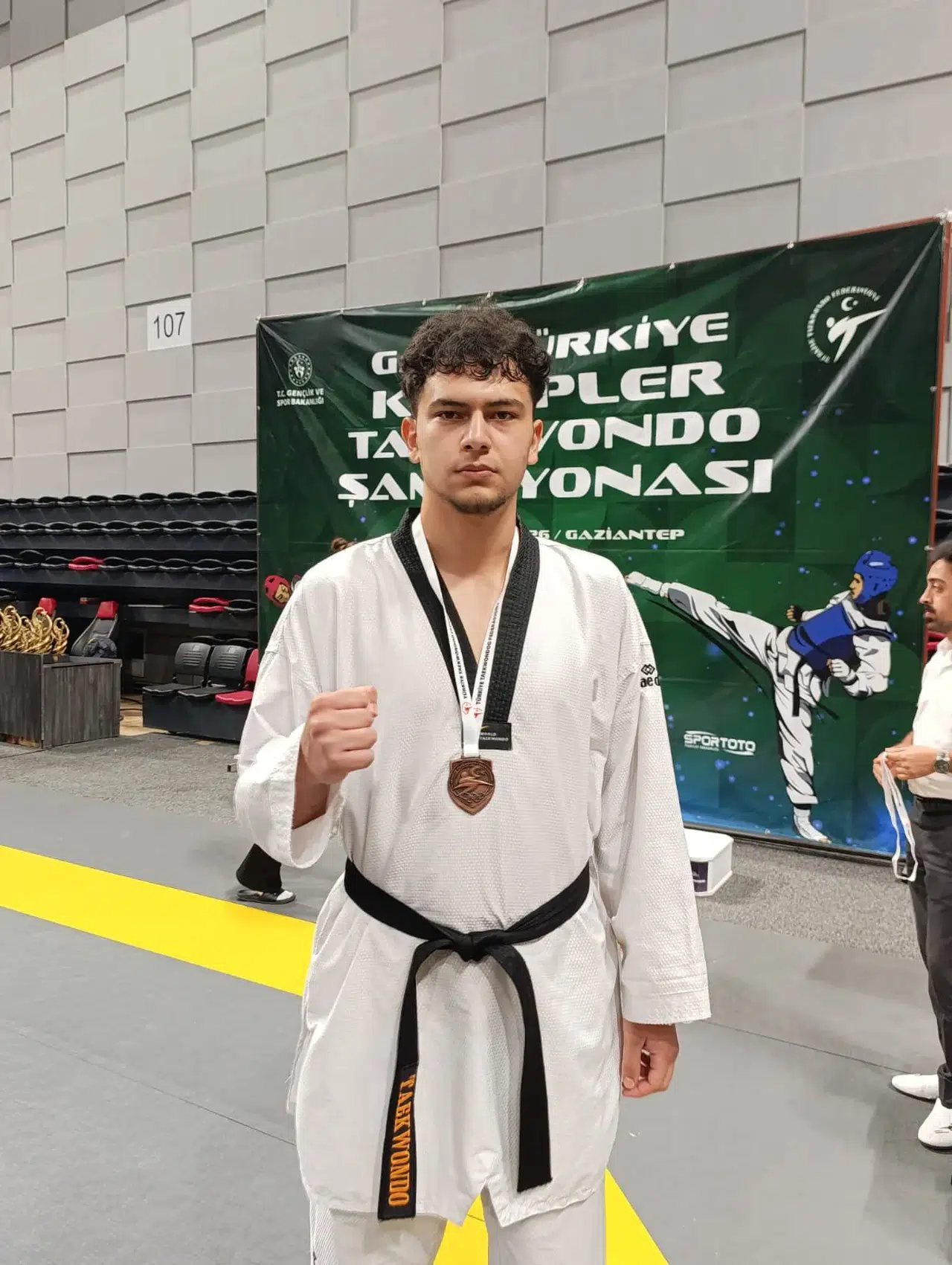 Efe Doğan Türkiye Üçüncüsü Olarak Bronz Madalya Aldı