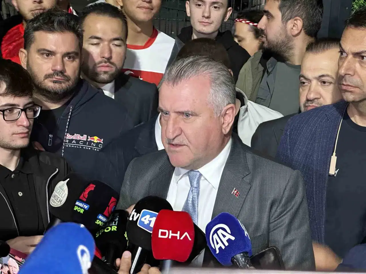 Bakan Bak: 'Bizim Çocuklar İyi İşler Yapmaya Devam Edecek'