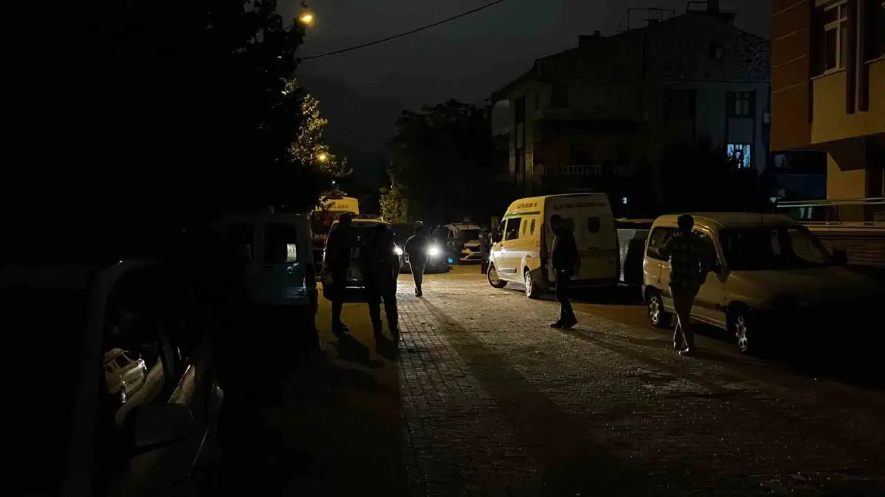 Konya'da 22 Yaşındaki Genç Otomobilde Hayatını Kaybetti