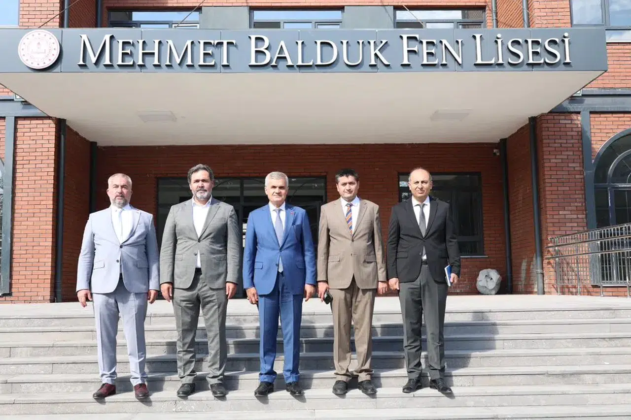 İl Milli Eğitim Müdürü Akpınar, İki Okuldaki Çalışmaları İnceledi