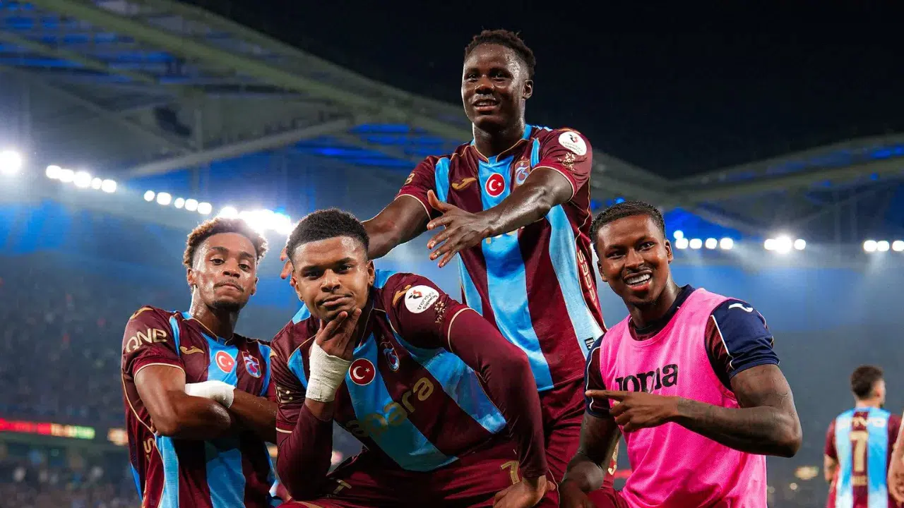 Trabzonspor Galatasaray’ı Dağıttı: Dev Maçta 4-0’lık Zafer