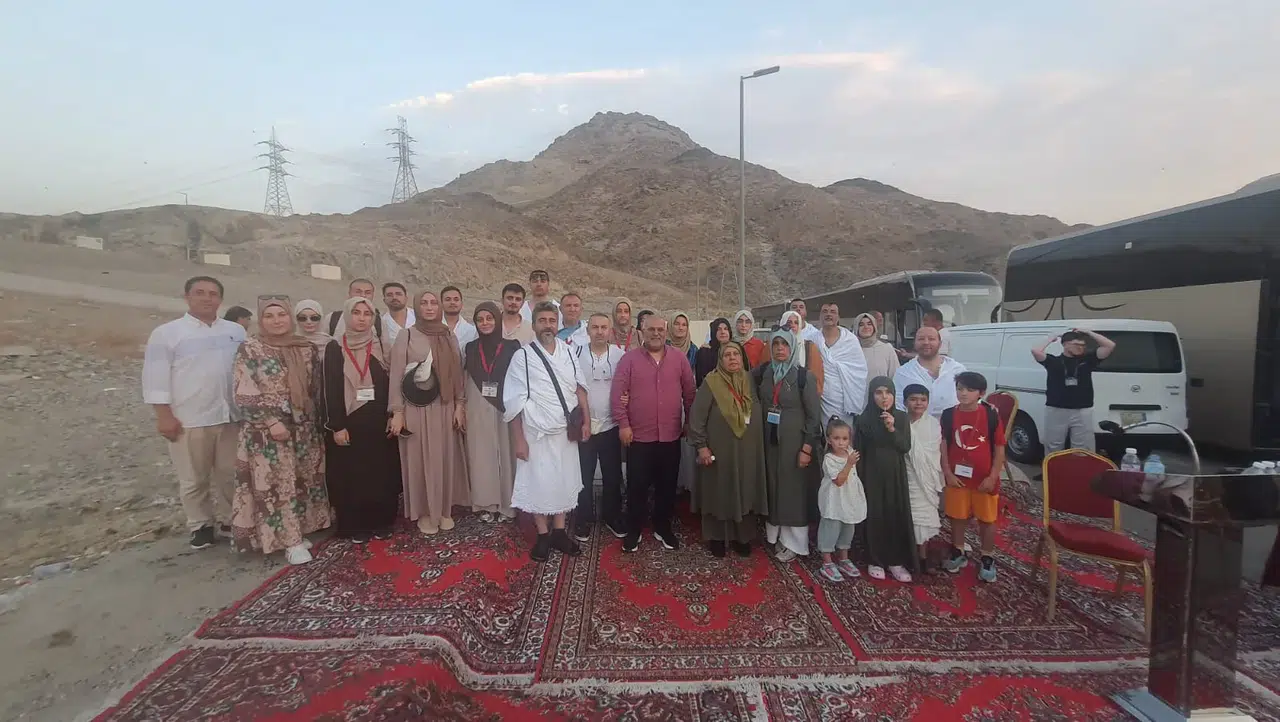 Kahramanmaraş’taki Okul Saldırısının Aileleri Umre’de