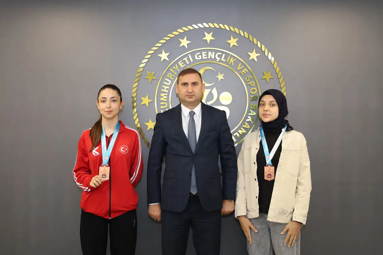 Şampiyon Karateciler Yasin Özdemir’le Bir Araya Geldi