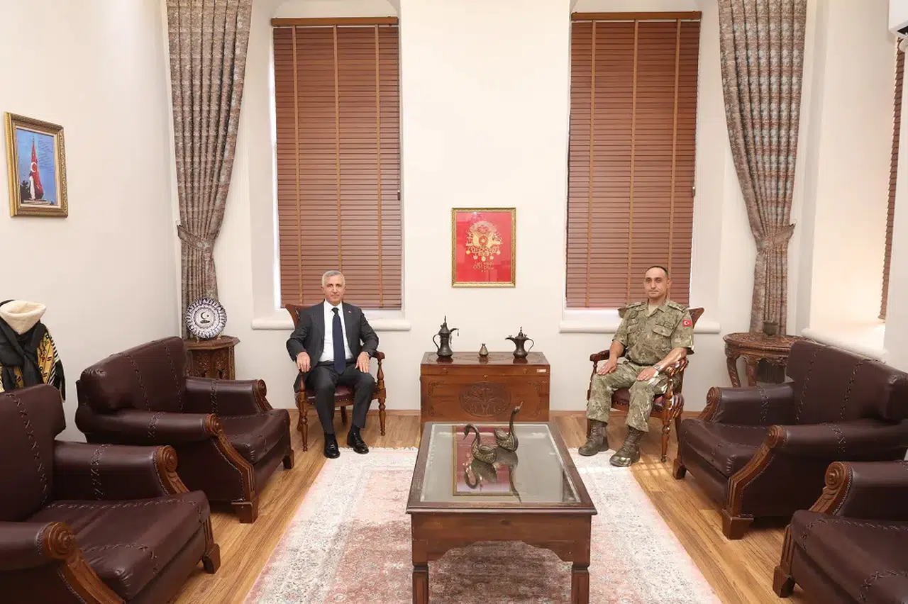 Vali Ünlüer’den Tuğgeneral Hakan Kan’a Hayırlı Olsun Ziyareti