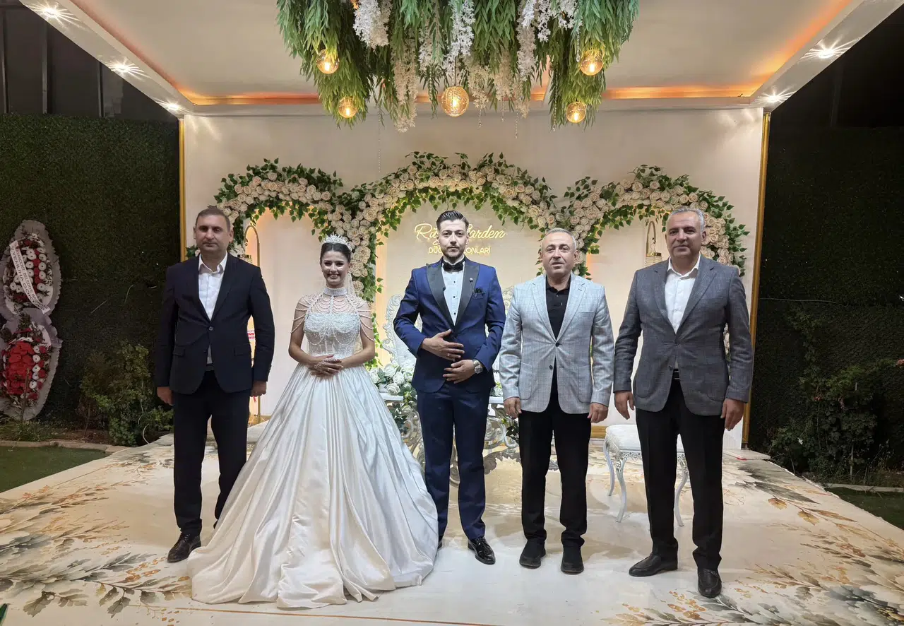 Milletvekili Karatutlu, Genç Çiftin Mutluluklarını Paylaştı