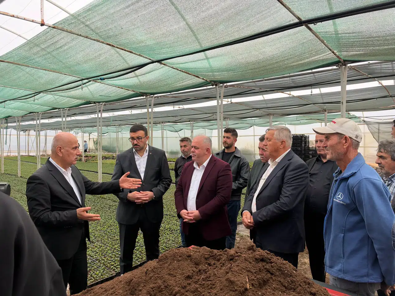 Vahit Kirişci Kızılcaali’de Vatandaş ve Üreticilerle Buluştu