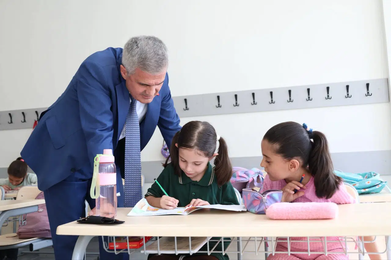 İl Milli Eğitim Müdürü Akpınar’dan Okullara Ziyaret
