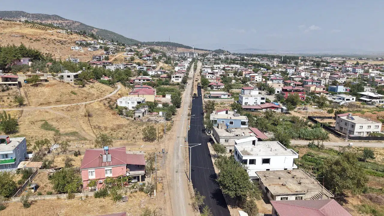 Türkoğlu’nda 2,5 kilometrelik ana bulvar yenileniyor