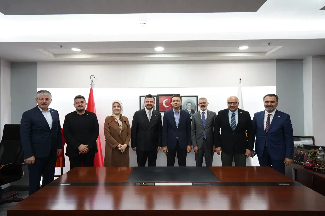 Mehmet Şahin’den AK Parti Kayseri İl Başkanlığına Ziyaret