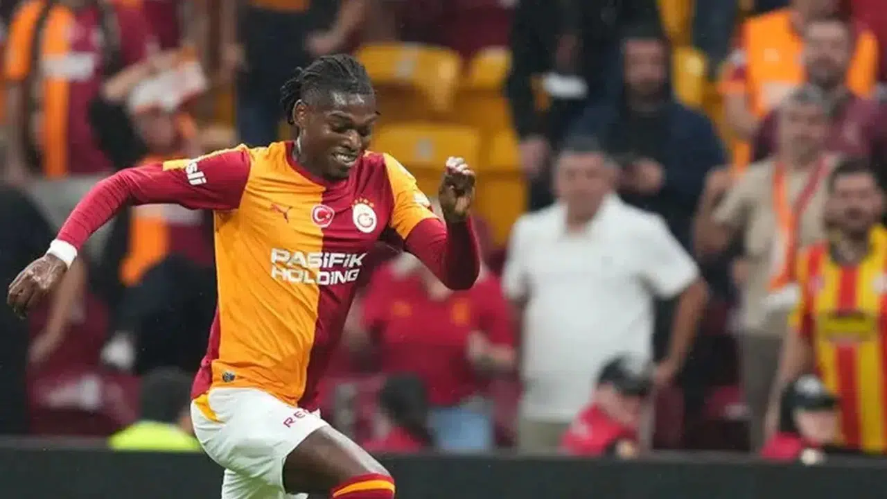 Galatasaray-Kocaelispor maçında ilk yarı golsüz bitti