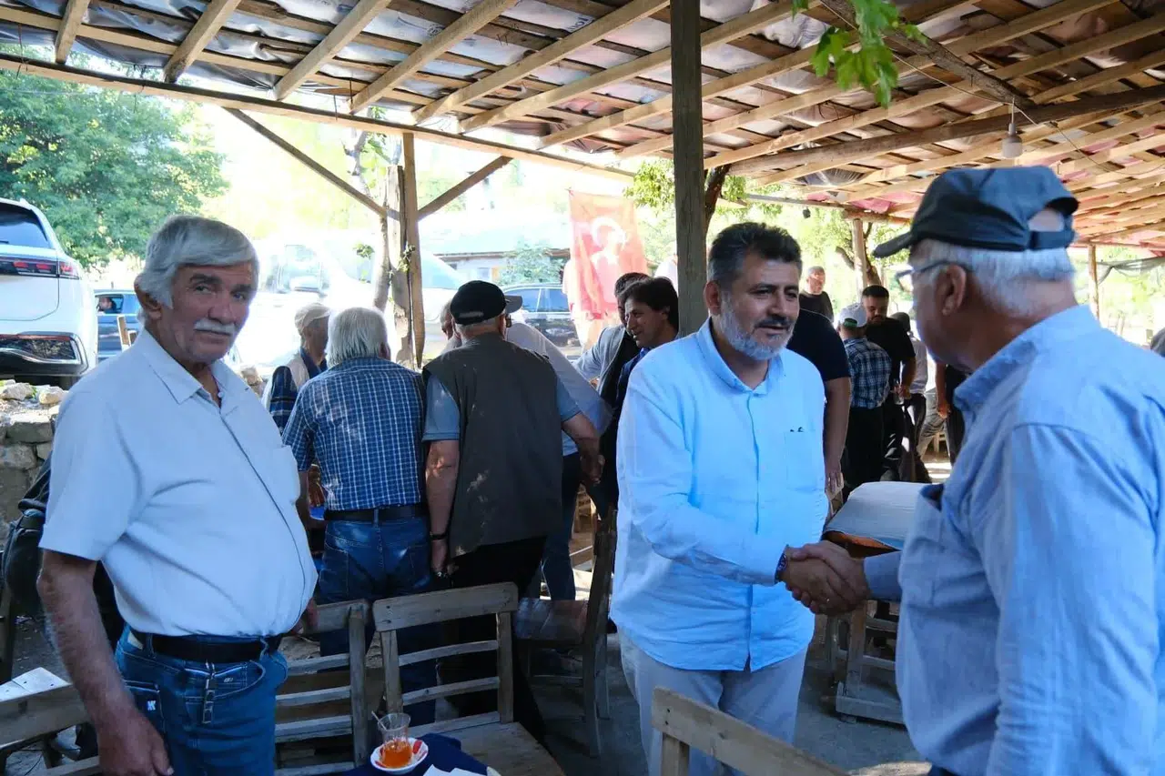 Debgici Çokak’ta Vatandaşları Dinledi