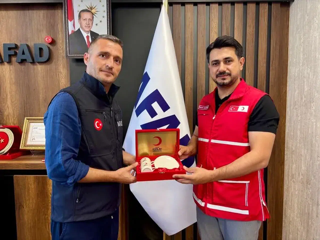 Kızılay’dan AFAD İl Müdürü Erdal Kan’a Hayırlı Olsun Ziyareti