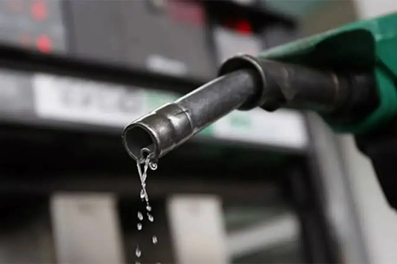 Akaryakıtta Tarihi Eşik Aşıldı: Litre Fiyatı 102 Lirayı Aştı!