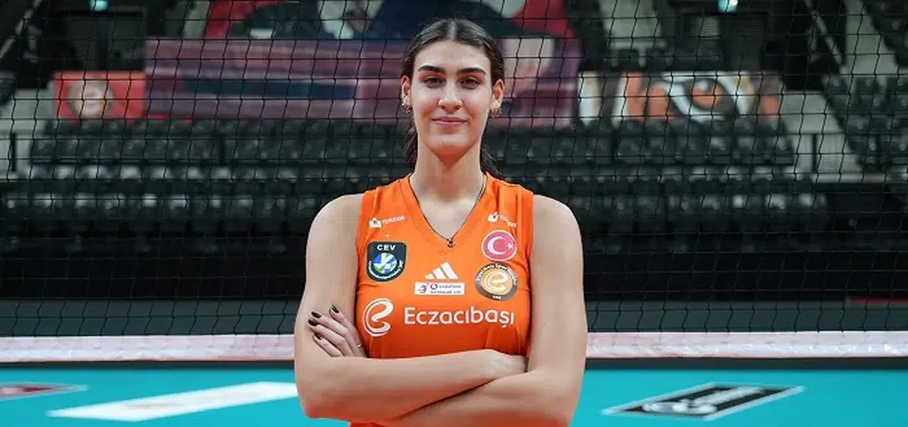 Karmen Aksoy, Eczacıbaşı Peron İstanbul Kadrosuna Katıldı