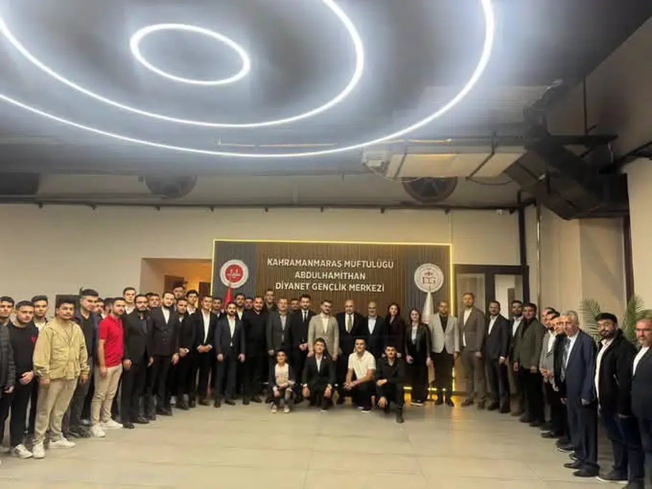 Onikişubat’ta Gençlik Buluşması: Gül ve Şahin Gençlerle Buluştu
