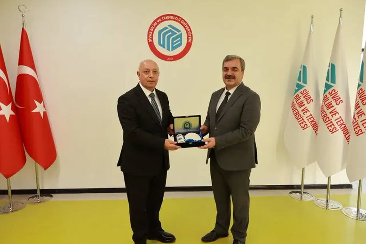 Rektör Bakan’dan SBTÜ’ye akademik iş birliği ziyareti