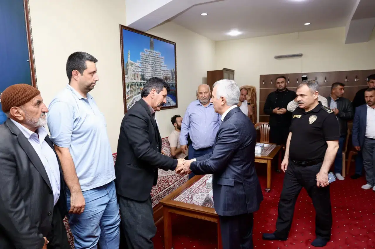 Vali Ünlüer’den Şehit Yusuf Güneş’in Ailesine Taziye Ziyareti