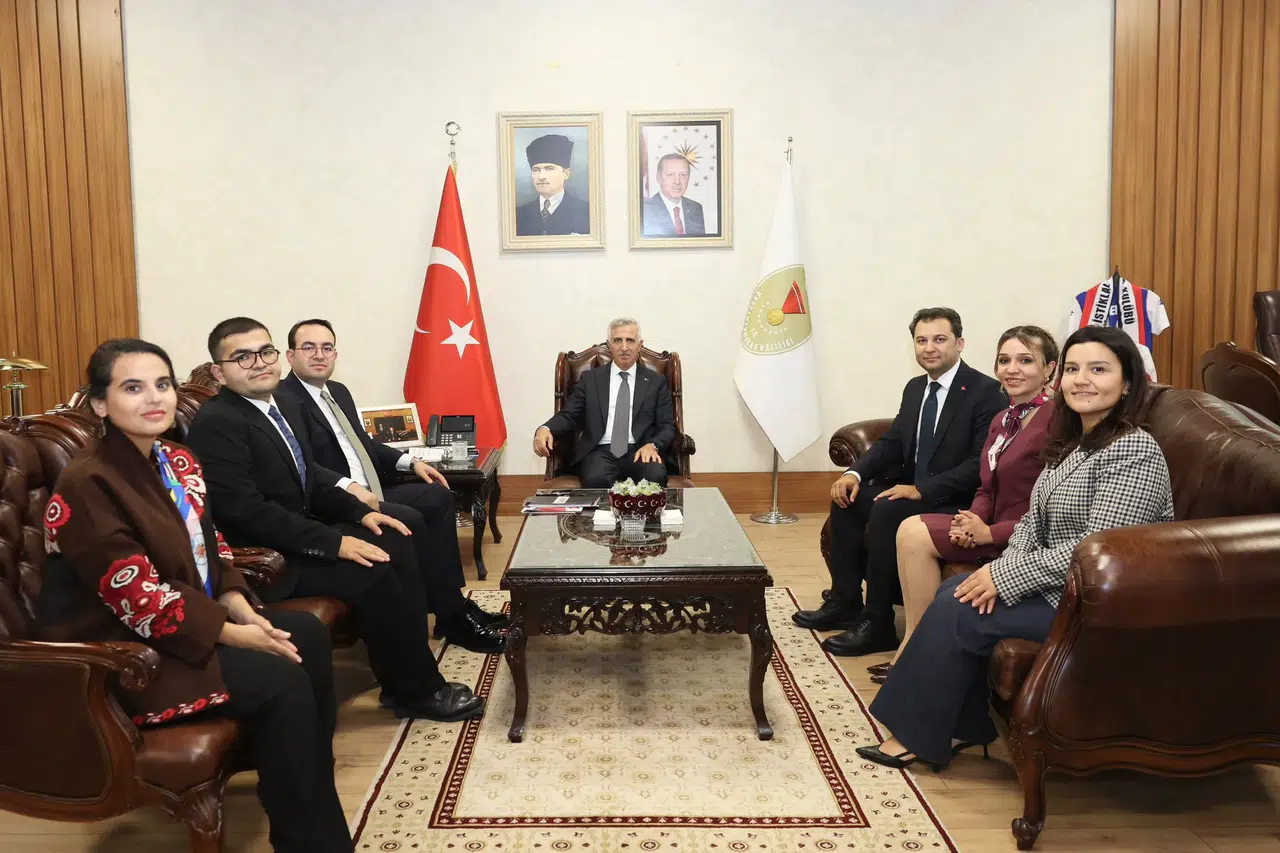 Vali Ünlüer, KABİYAD Yönetimini Makamında Ağırladı