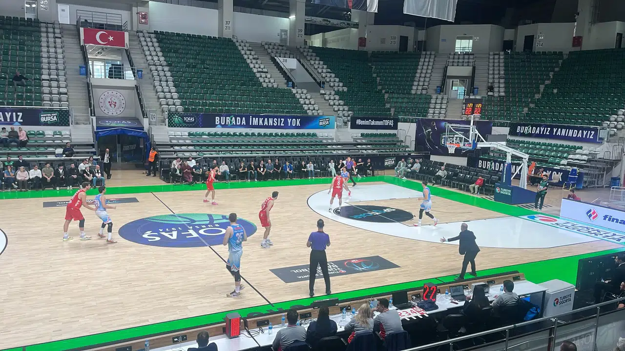 Kipaş İstiklal, Finalspor Deplasmanında Dördüncü Galibiyetini Aldı