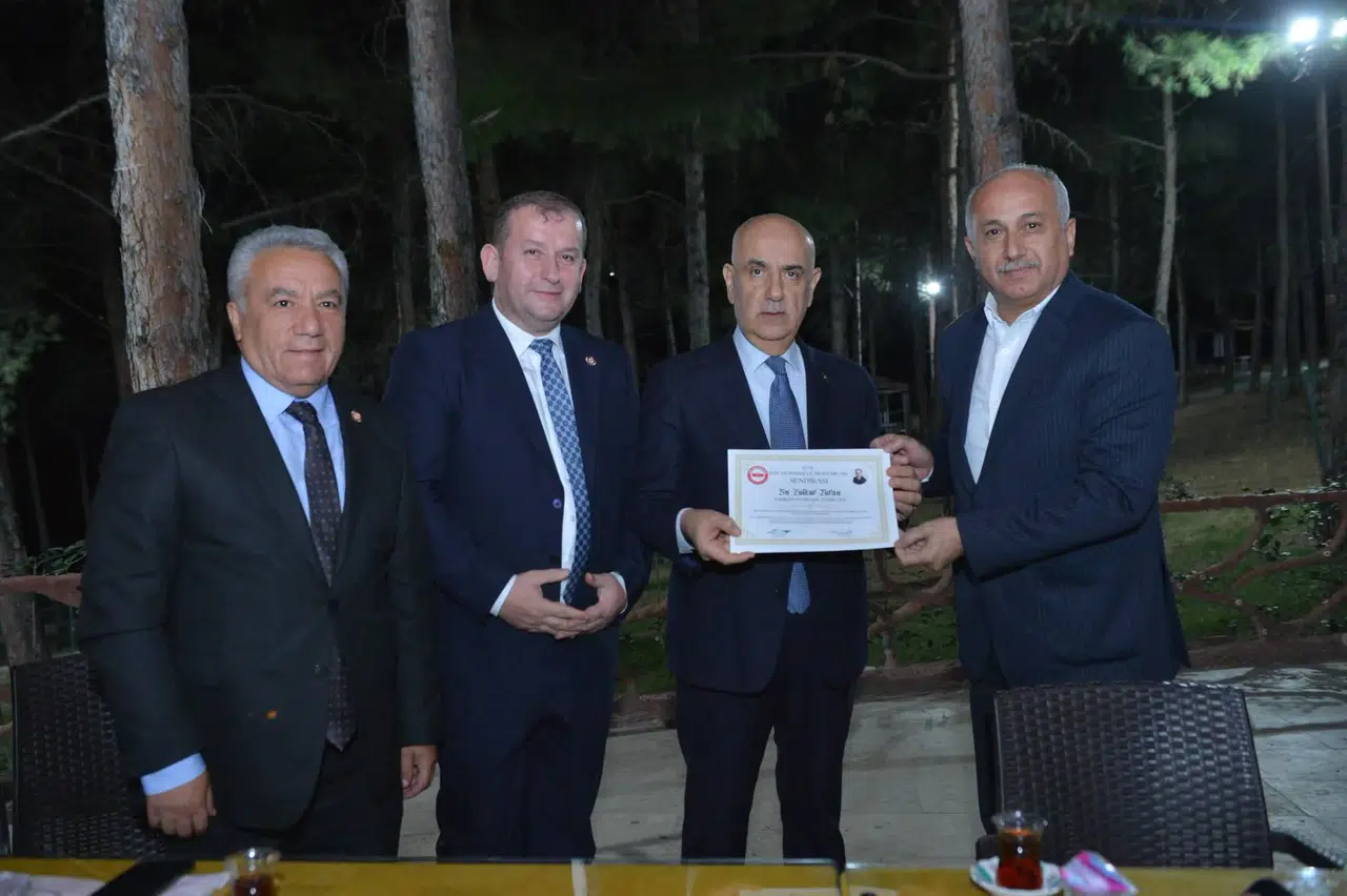 Vahit Kirişci Dulkadiroğlu’nda Muhtarların Taleplerini Dinledi